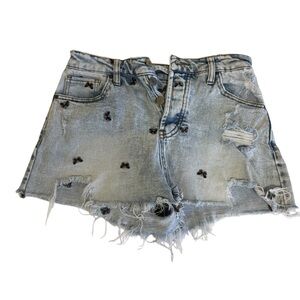 Tinseltown Light Wash Blue Distressed Denim Jean Shorts with Embroidered Bows